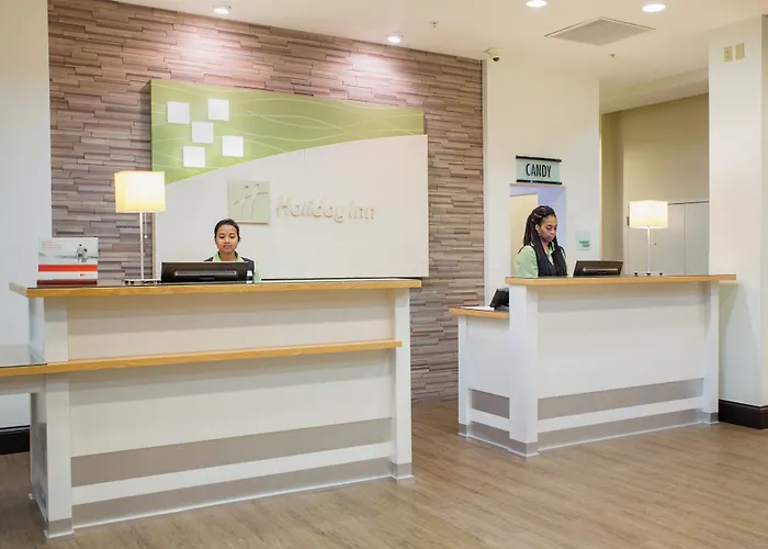 Holiday Inn Hotel & Suites Bloomington Airport By Ihg